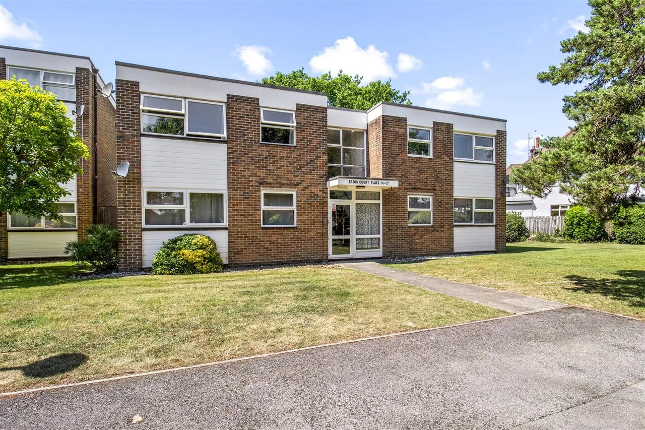 Eaton Court,, Gorse Avenue, Worthing, photo 12