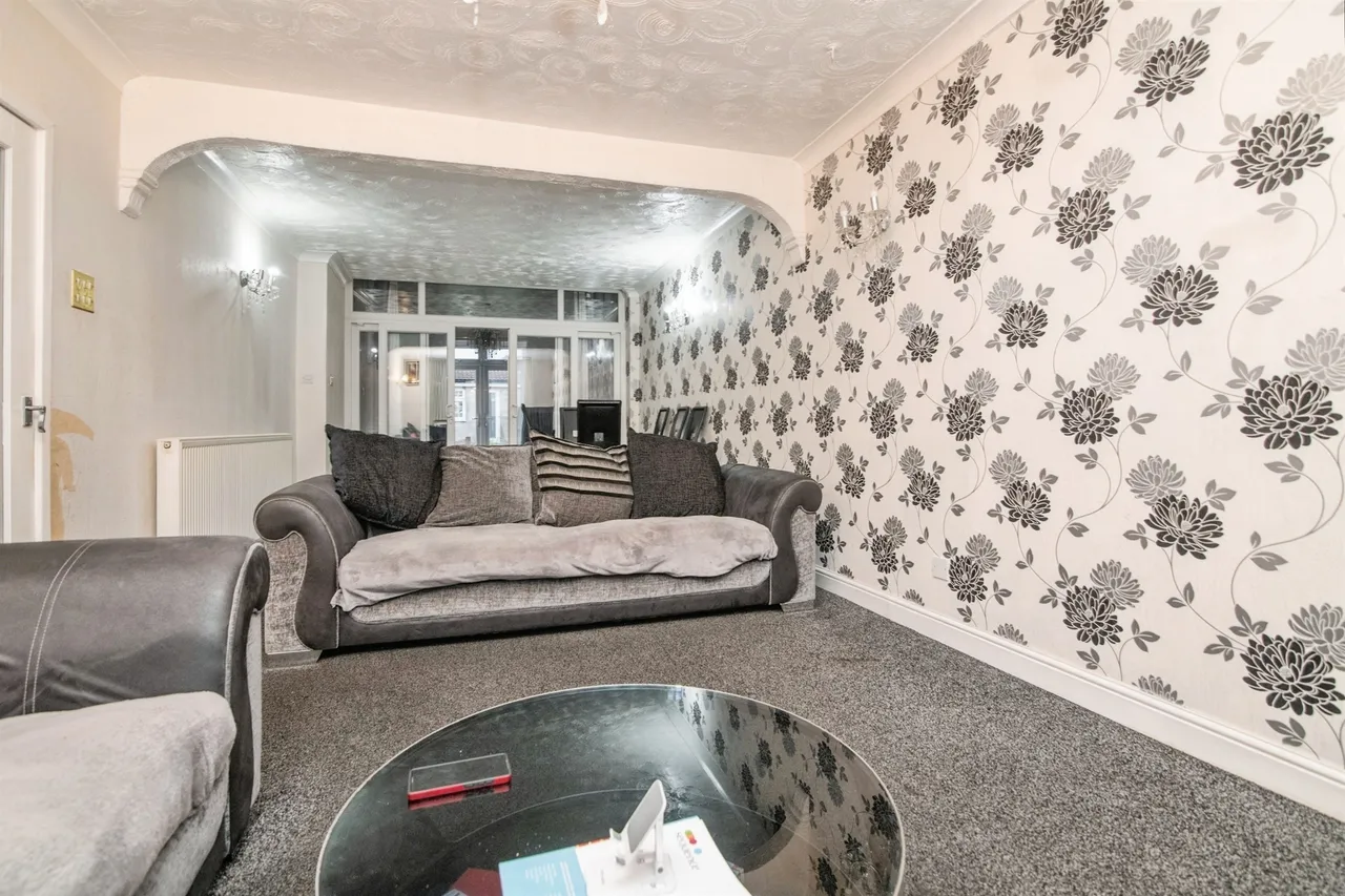 Yateley Avenue, Great Barr, Birmingham, photo 8