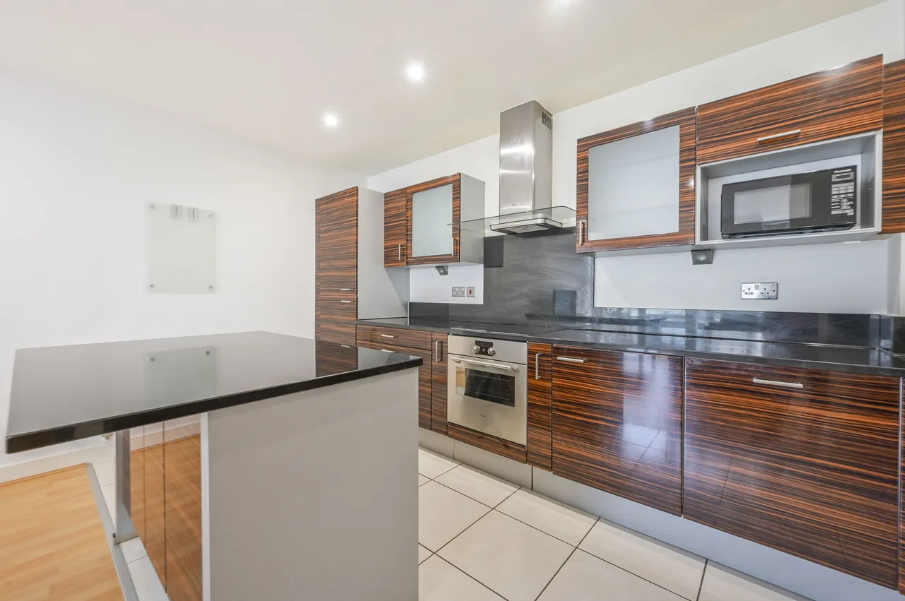 130 Adriatic Apartments, 20 Western Gateway, London, photo 4