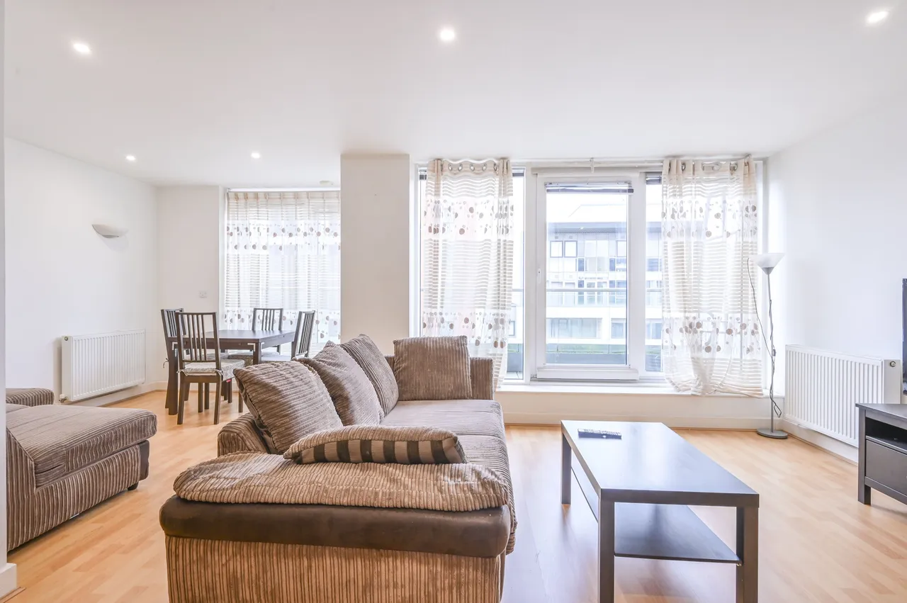 2 bed flat for sale — 130 Adriatic Apartments, 20 Western Gateway, London