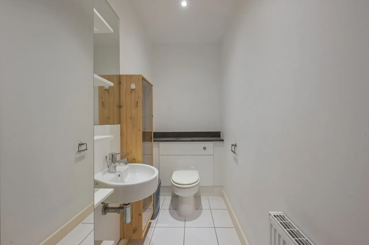 130 Adriatic Apartments, 20 Western Gateway, London, photo 9