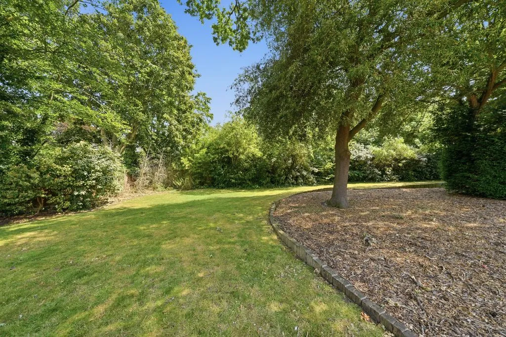 Uttoxeter Road, Hill Ridware, WS15, photo 5