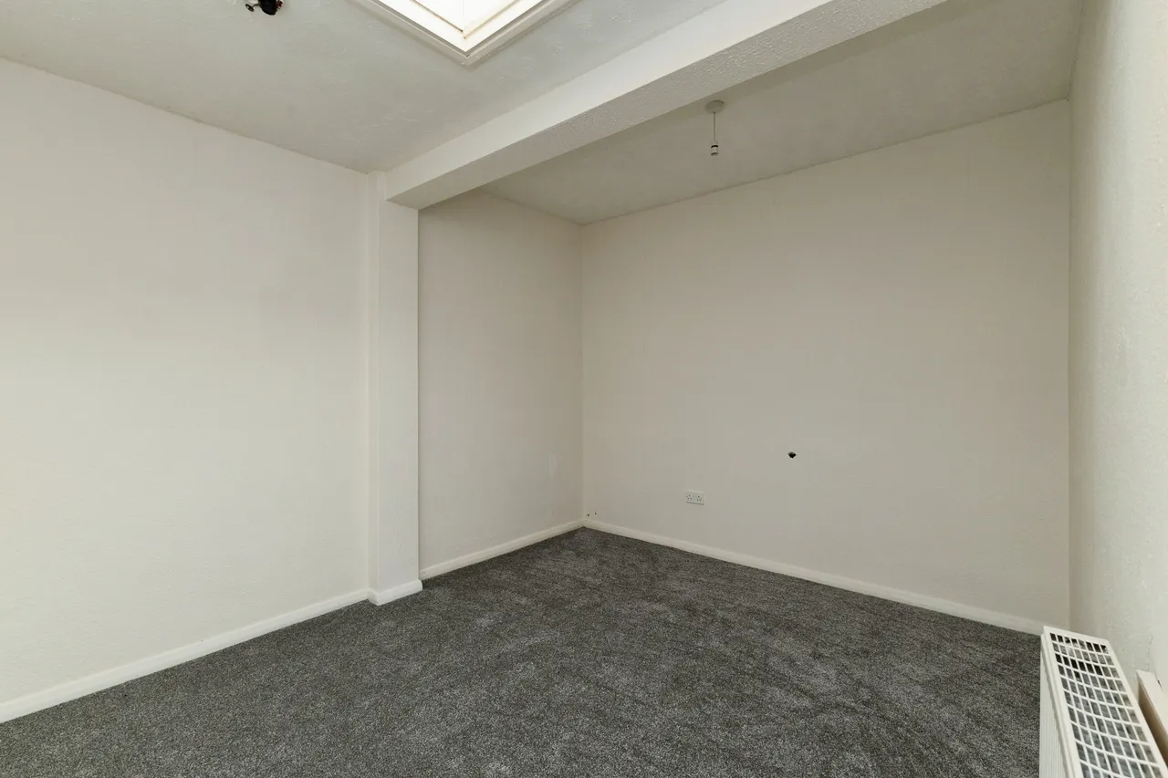 Ennis Square, Redcar, TS10, photo 7
