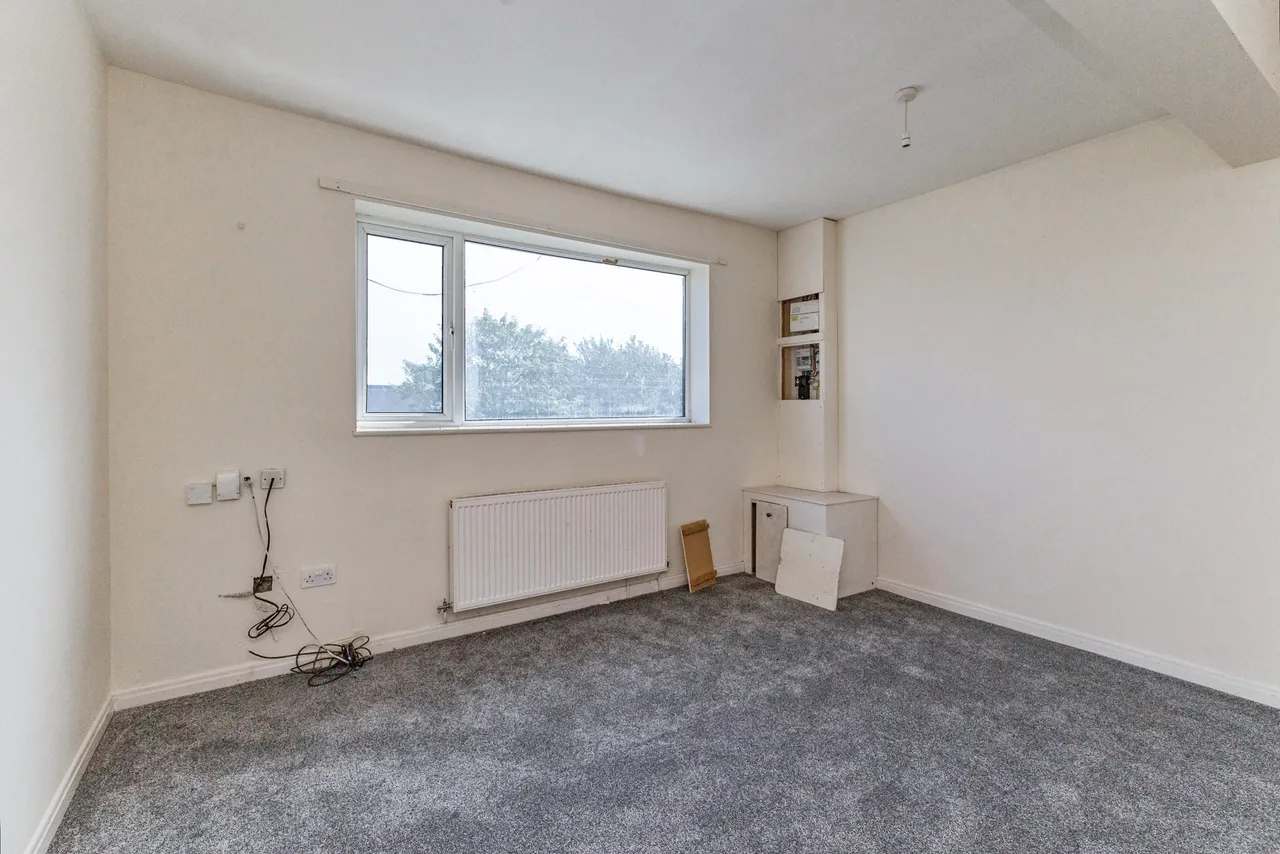 Ennis Square, Redcar, TS10, photo 9