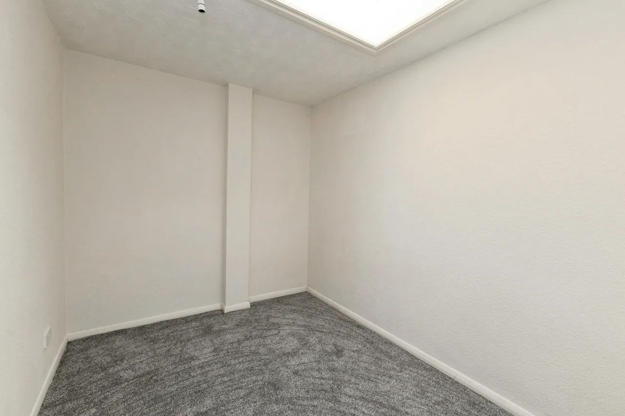 Ennis Square, Redcar, TS10, photo 8