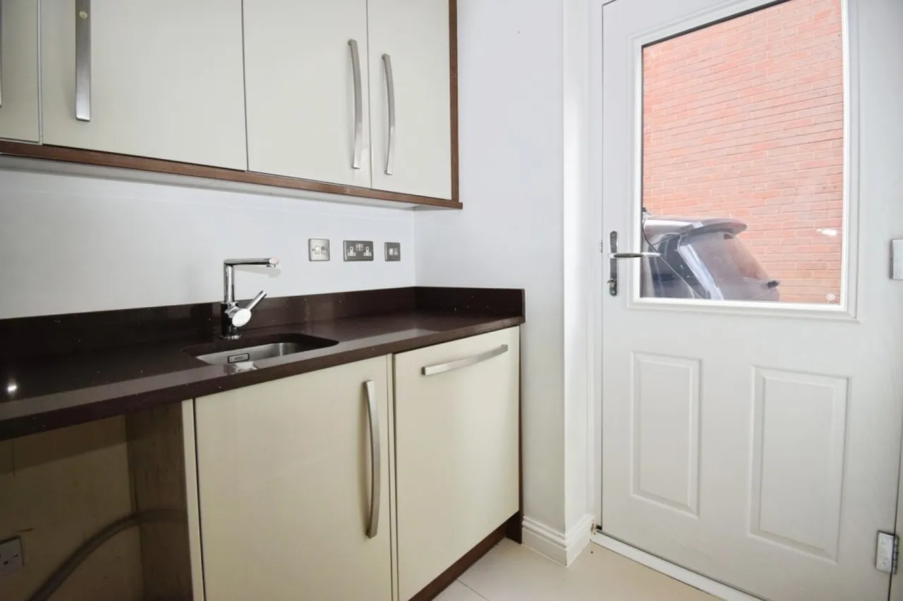 49 Peninsula Road, Norton, Worcester, WR5 2SE, photo 12