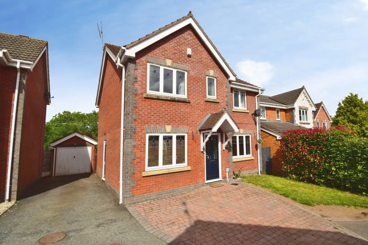 4 bed house for sale — 49 Peninsula Road, Norton, Worcester, WR5 2SE