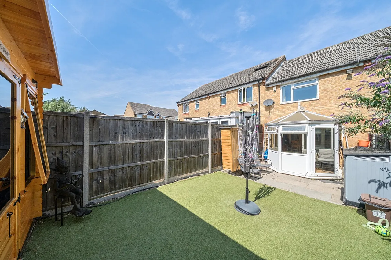 Byron Drive, DA8, photo 19