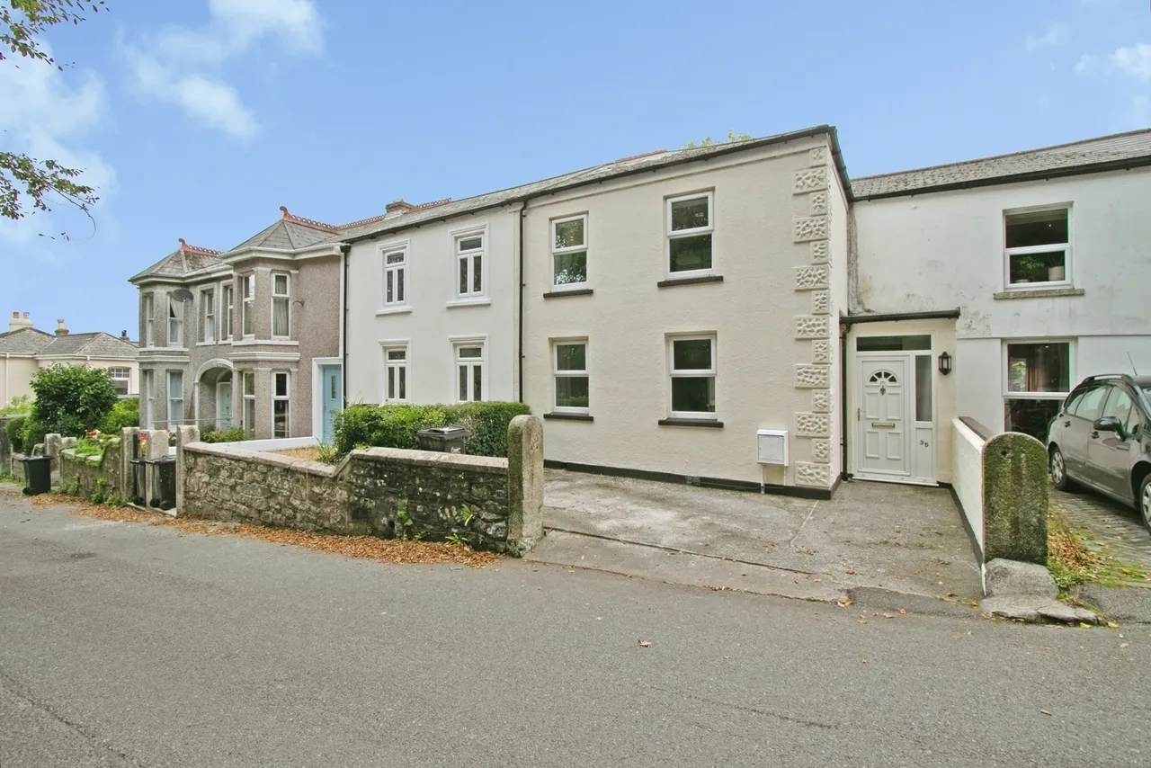 2 bed house for sale, Trevu Road, Camborne, TR14