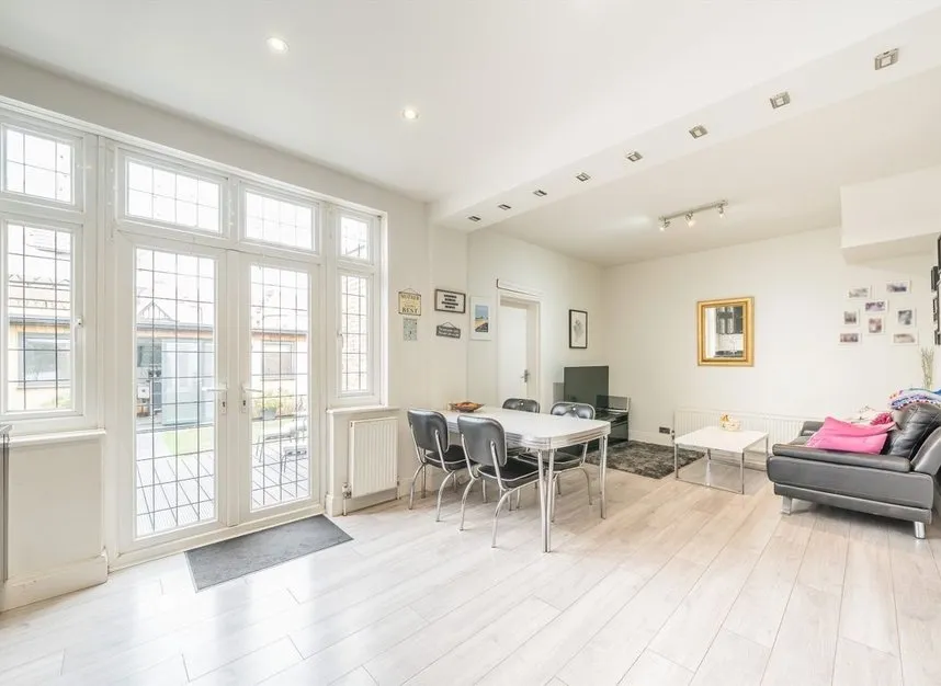 Chepstow Road, Hanwell, W7, photo 4