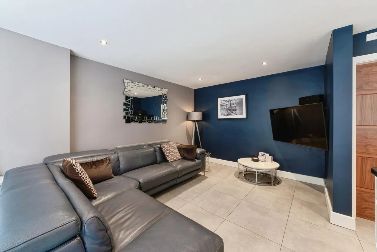 Barrows Lane, Sheldon, B26, photo 3