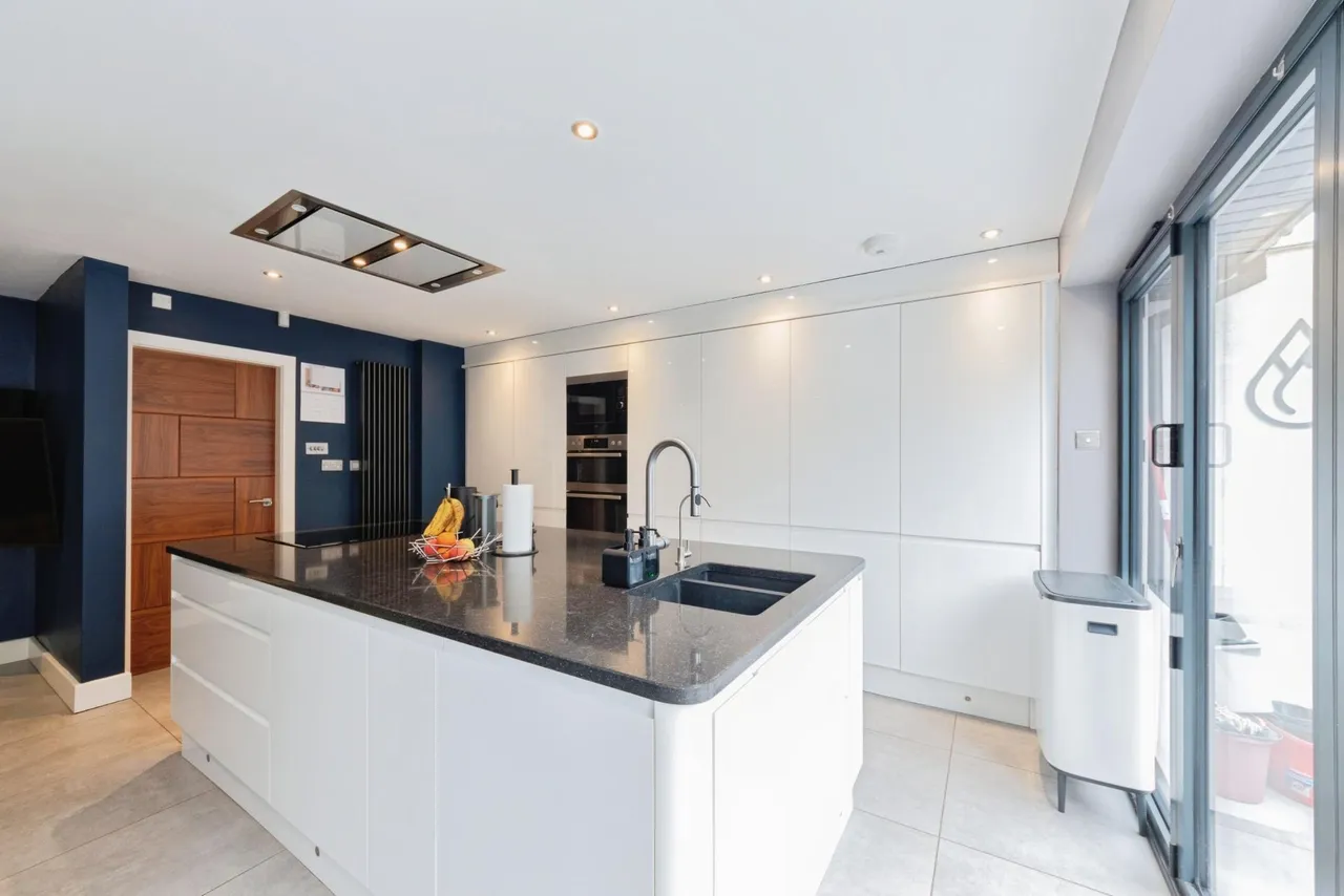 Barrows Lane, Sheldon, B26, photo 4