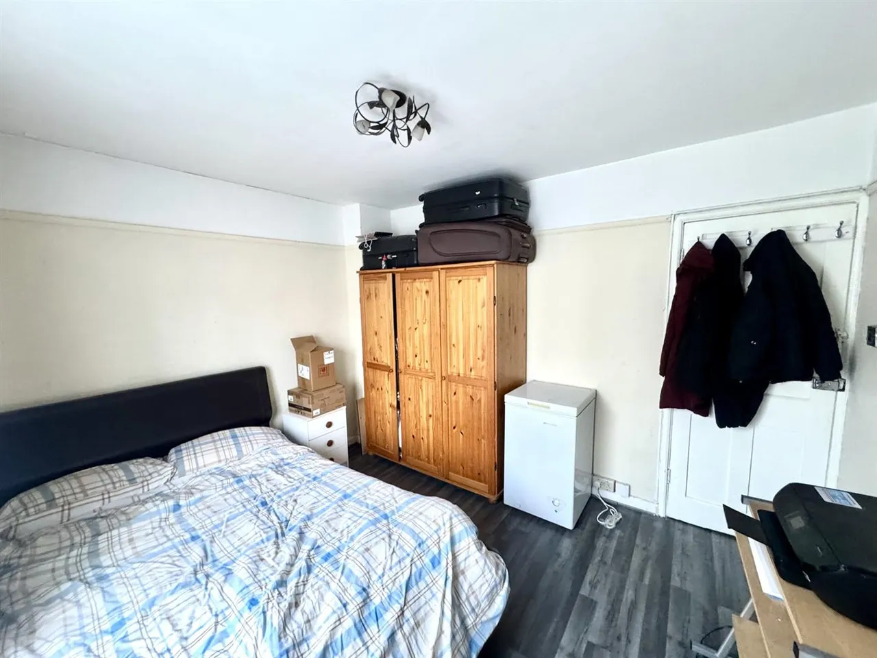 Kensington Avenue, Thornton Heath, CR7, photo 15