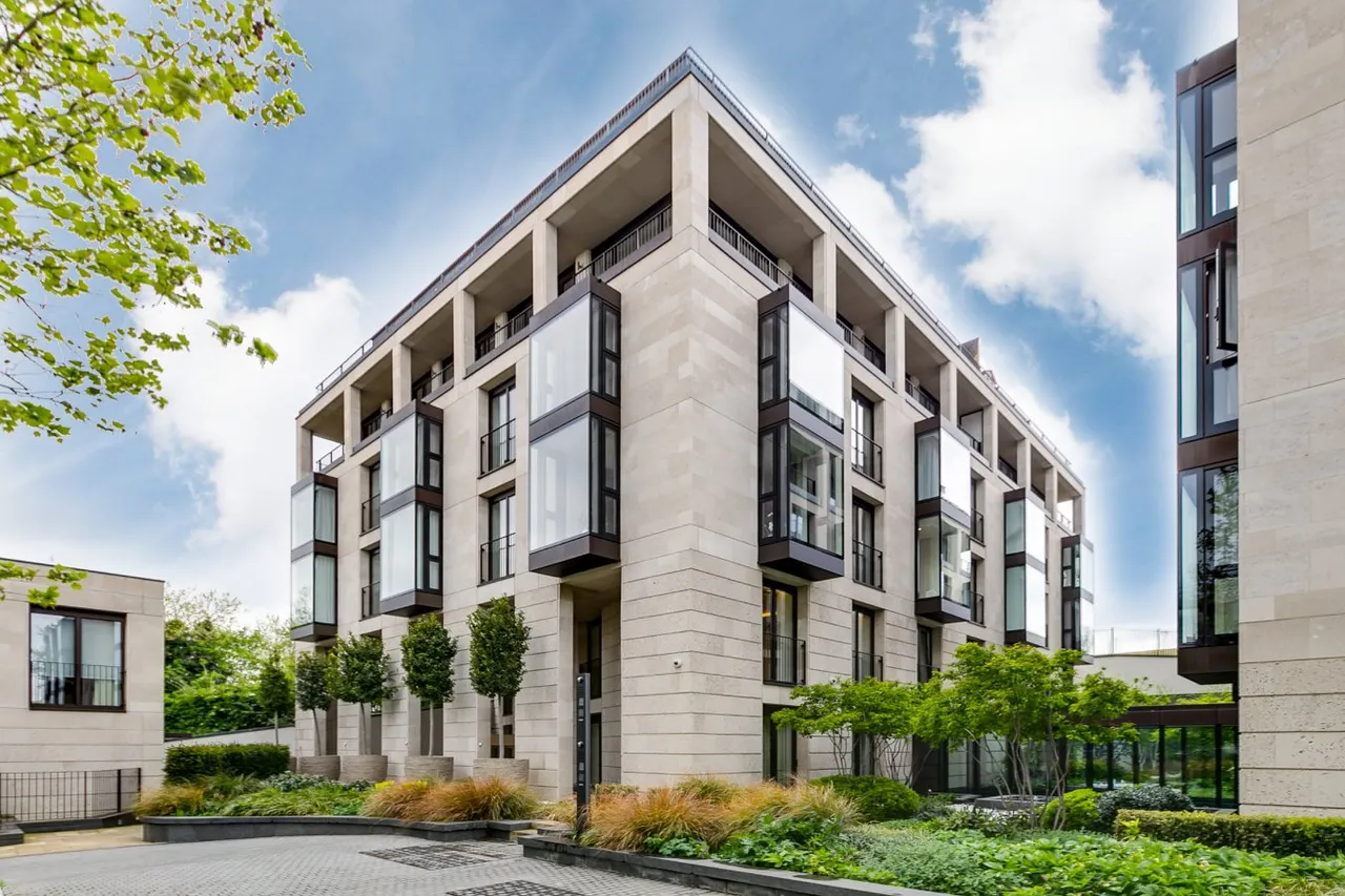 2 bed property to rent — St Edmunds Terrace, Primrose Hill, London, NW8 7ED