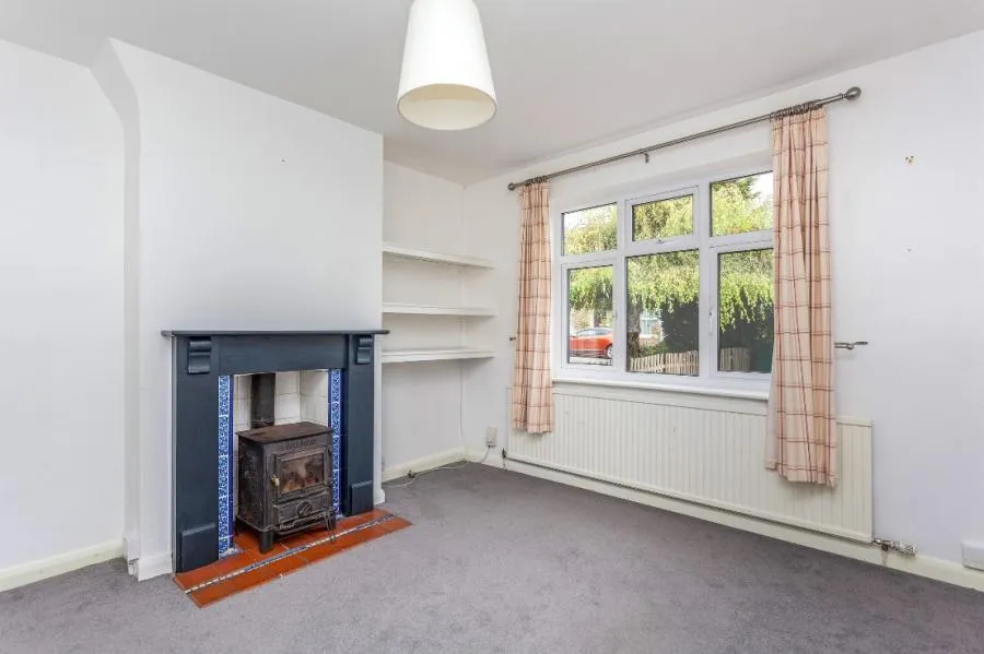 New Street, Crawley, RH10, photo 5