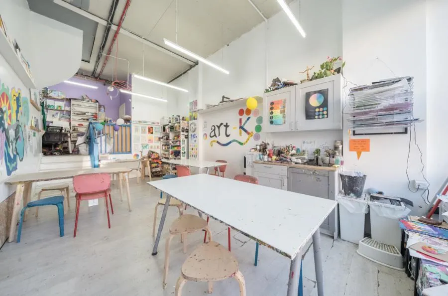 Askew Road, London, W12, photo 11