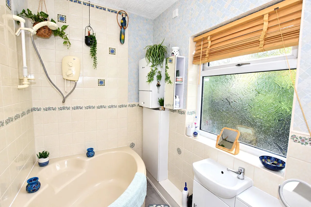 Bermuda Road, Moreton, CH46, photo 13