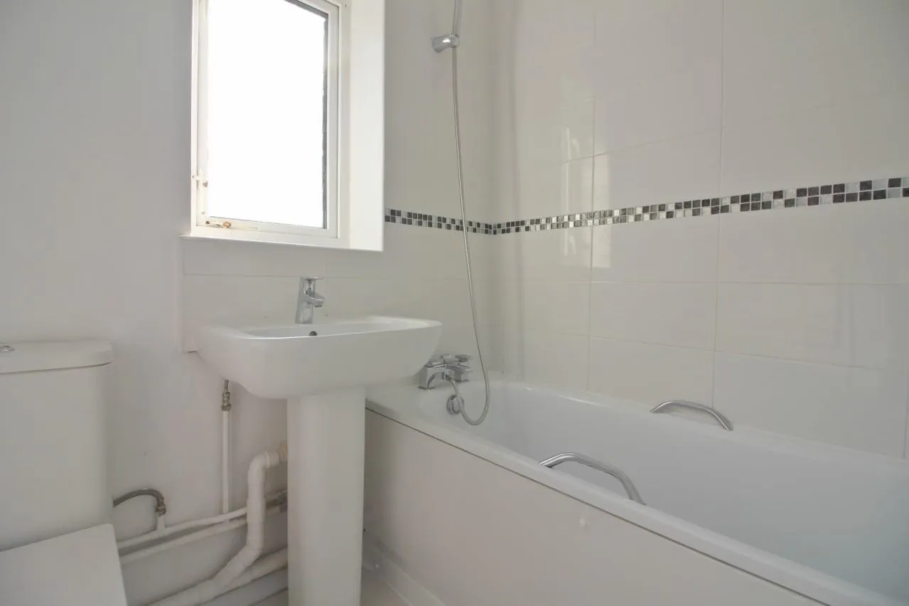 Copthorne Mews, Hayes, UB3, photo 2