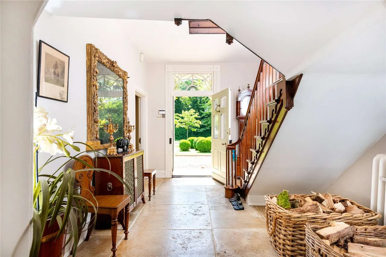 High Street, Sharnbrook, MK44, photo 8