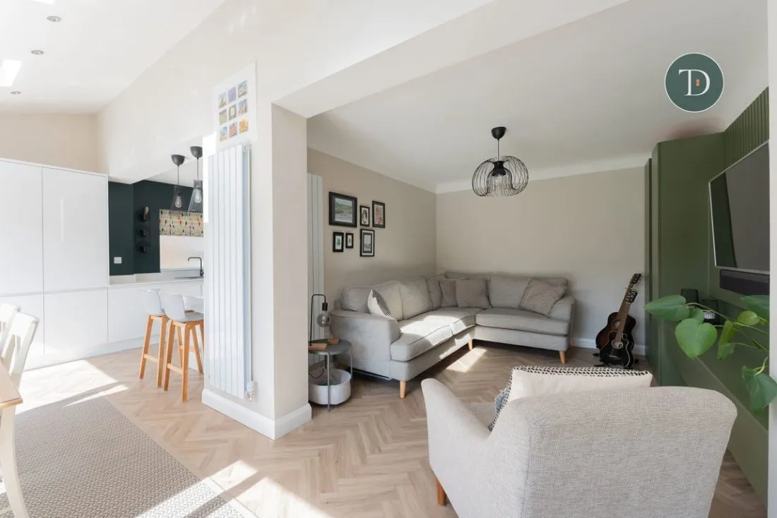 Overpool Road, Whitby, CH66 2JJ, photo 11