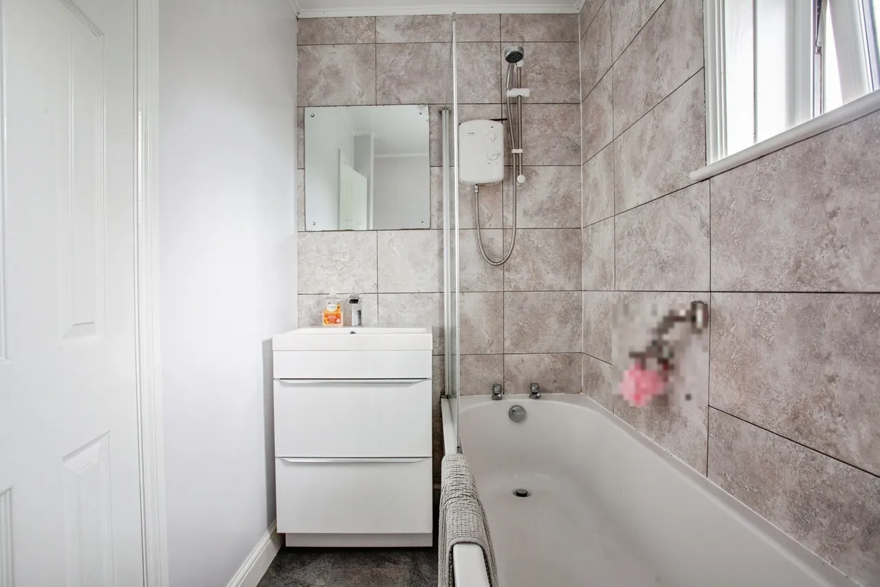 Butterthwaite Crescent, Sheffield, S5, photo 15
