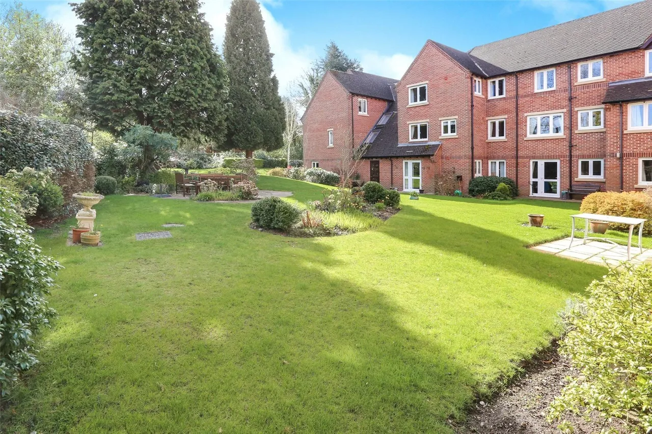 Penn Road, Wolverhampton, WV4, photo 2
