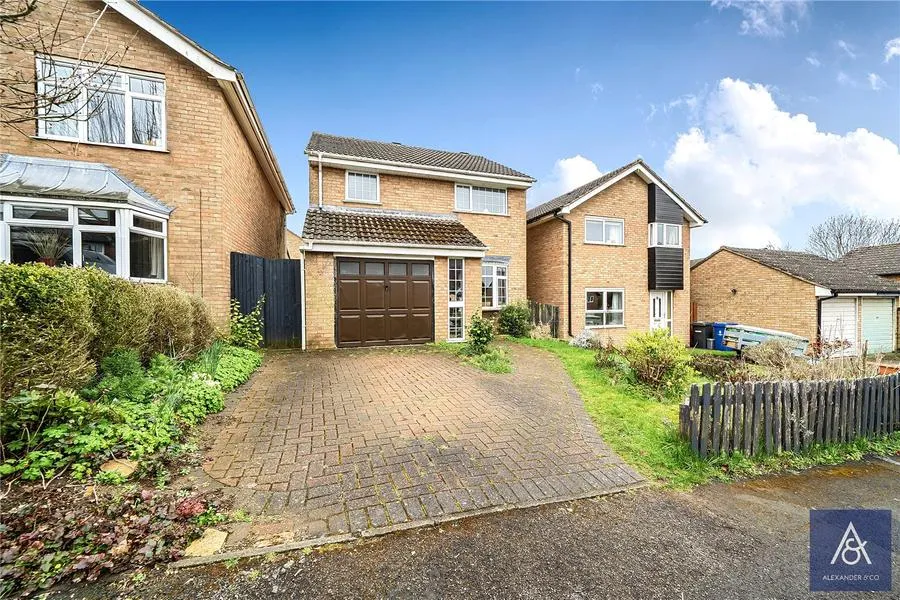 Cartwright Crescent, Brackley, NN13, photo 20