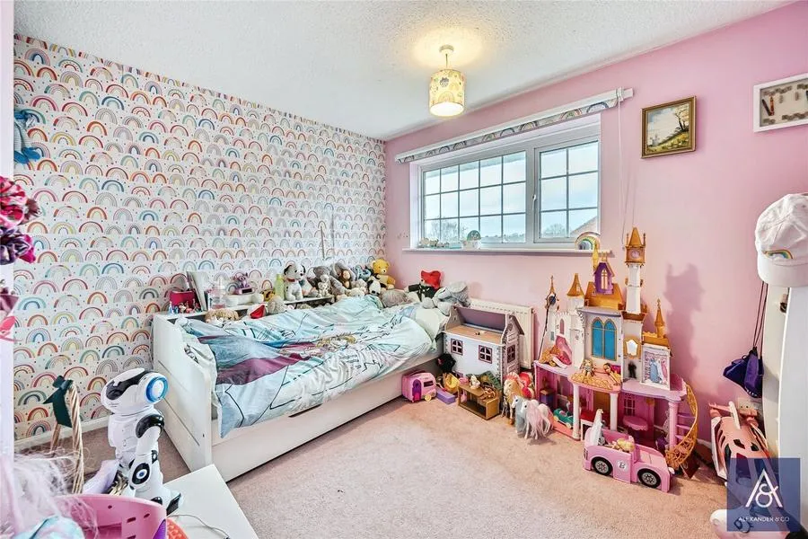Cartwright Crescent, Brackley, NN13, photo 14
