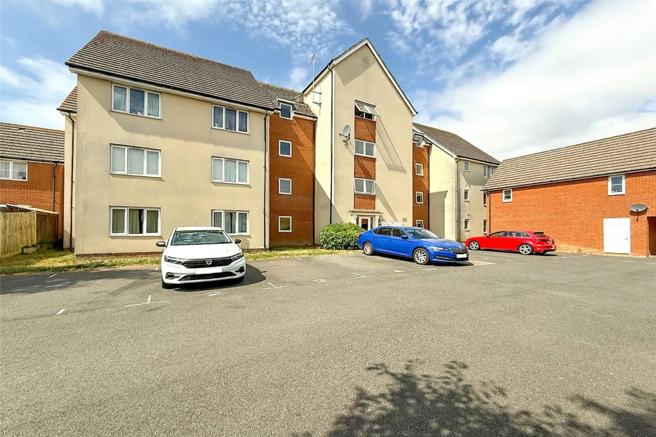 2 bed flat for sale, Littlehampton, BN17