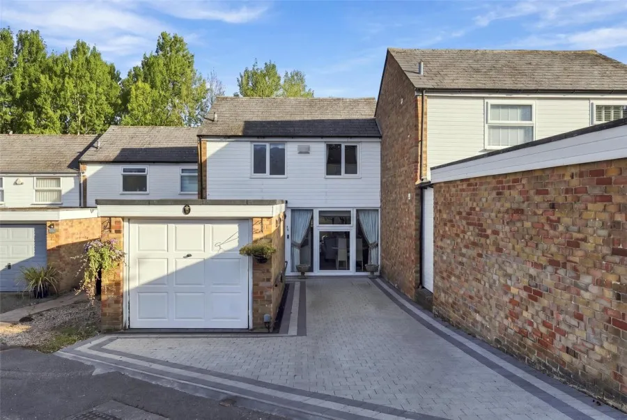 with 3 bedrooms in Harlow, CM17, photo 11