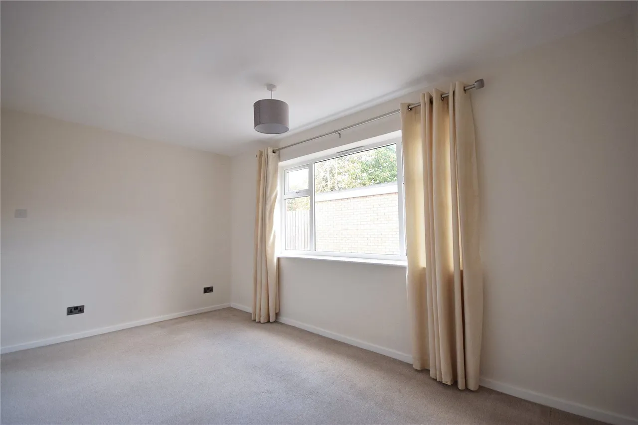 Slaid Hill Court, Leeds, LS17, photo 6