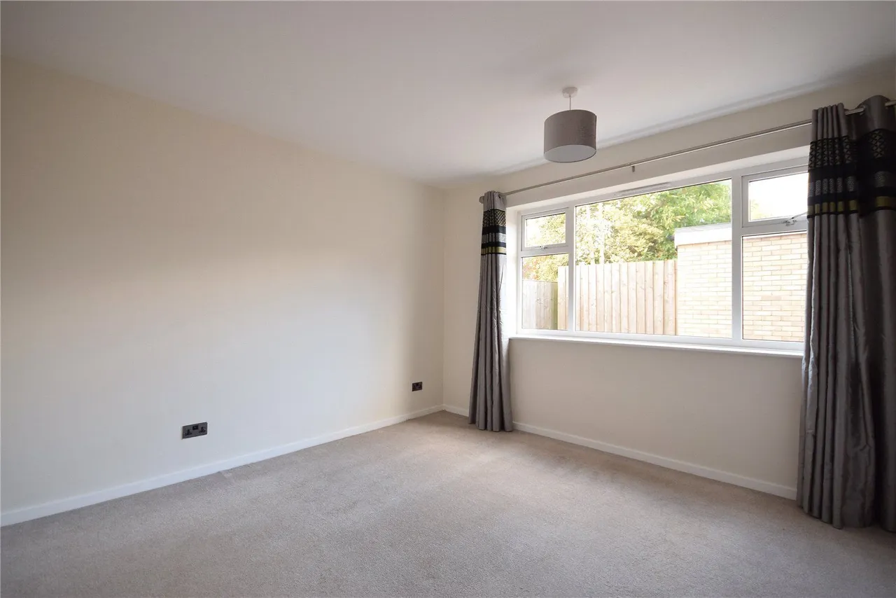 Slaid Hill Court, Leeds, LS17, photo 5