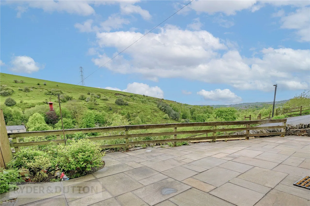 Off Lees Road, Mossley, OL5, photo 23