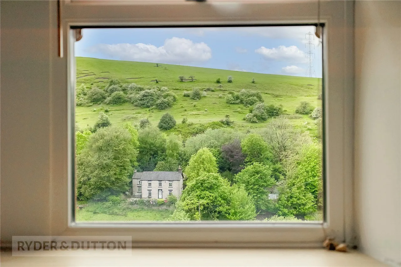 Off Lees Road, Mossley, OL5, photo 25