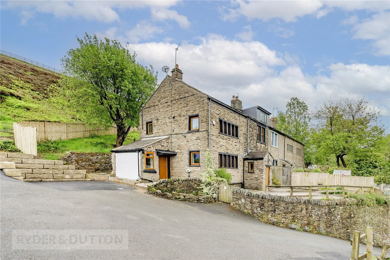 Off Lees Road, Mossley, OL5, photo 27