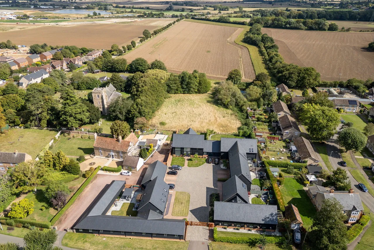 Church Farm Court, Roxton, MK44, photo 37
