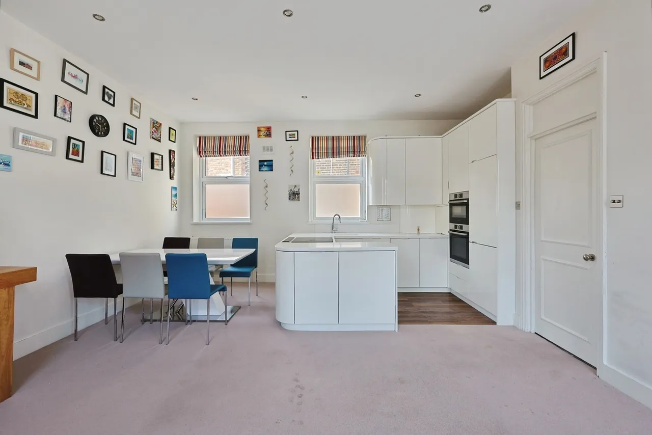 Simpson Street, London, SW11, photo 15
