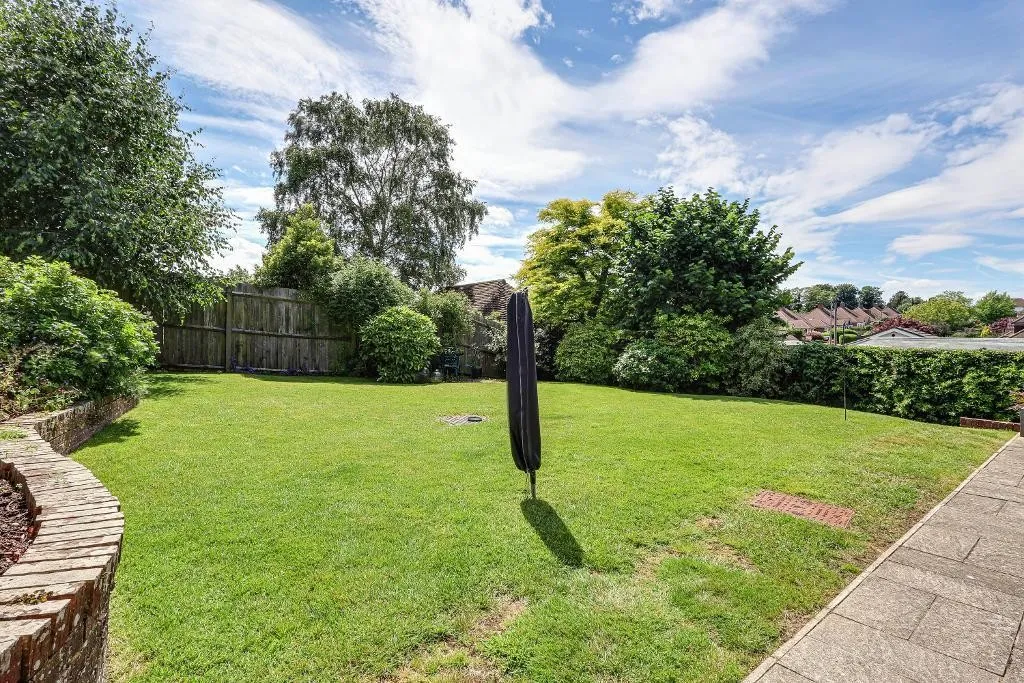 The Meadows, Warlingham, photo 22