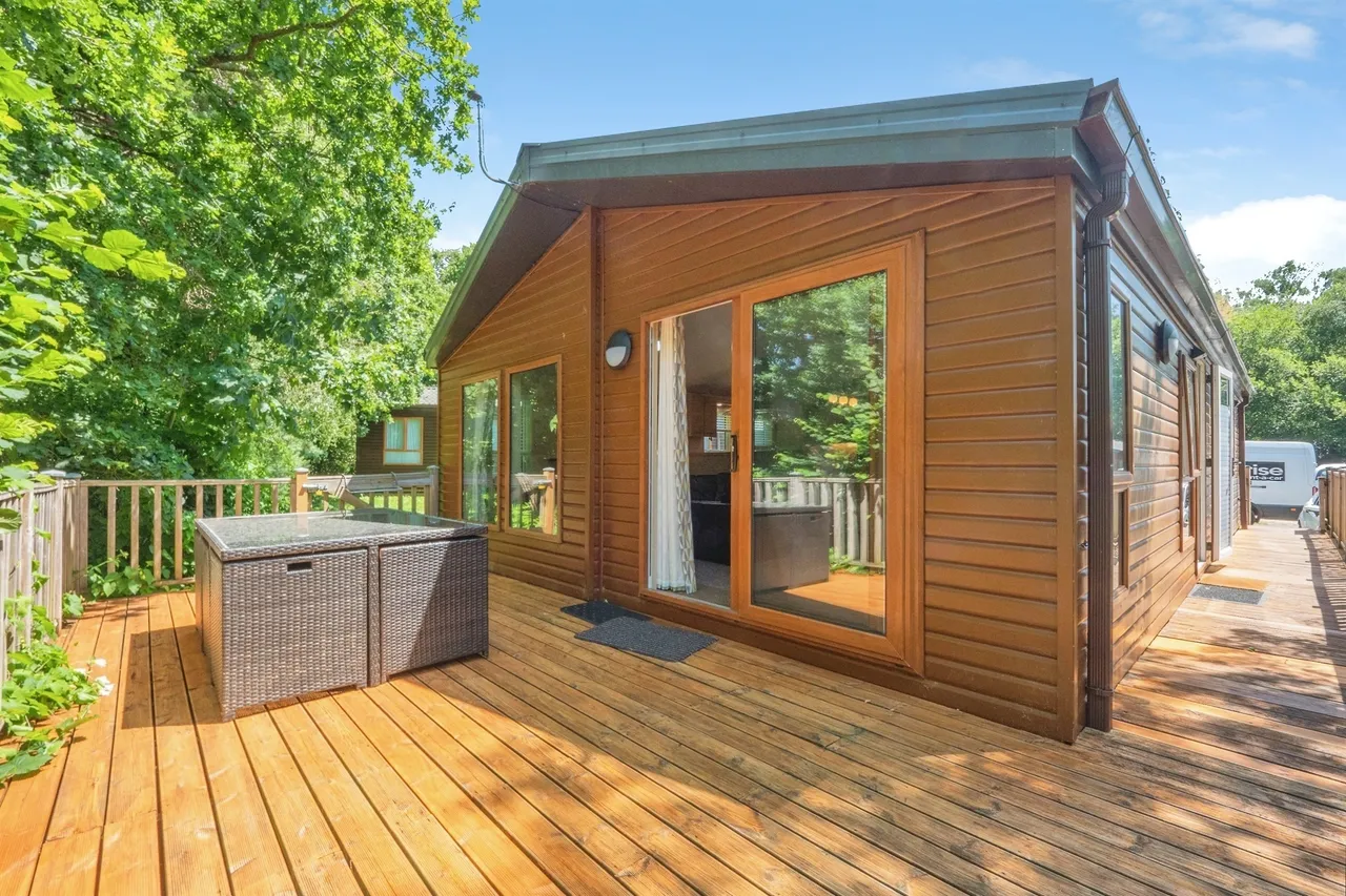 3 bed park home for sale — Warmwell Road, Warmwell, Dorchester