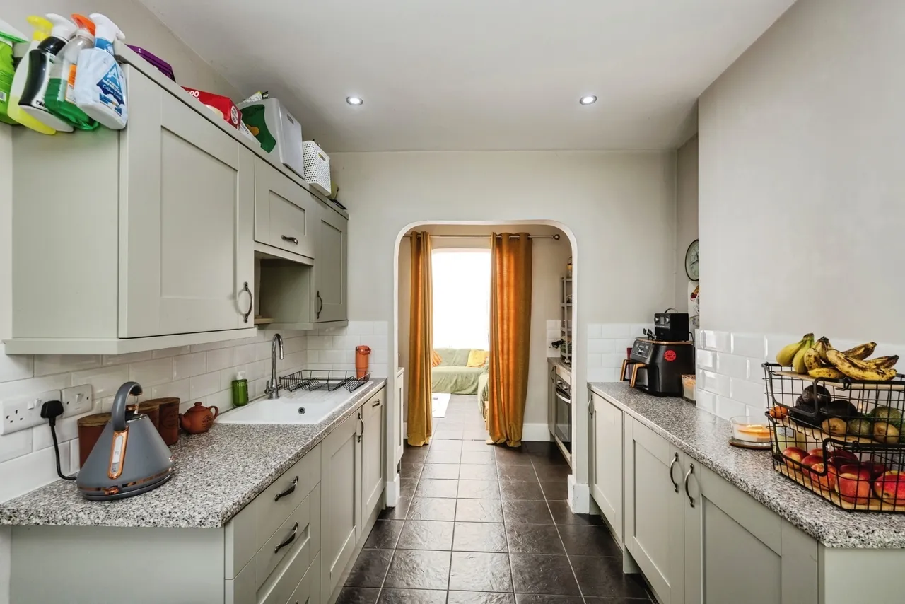 Monksford Street, Kidwelly, SA17, photo 4