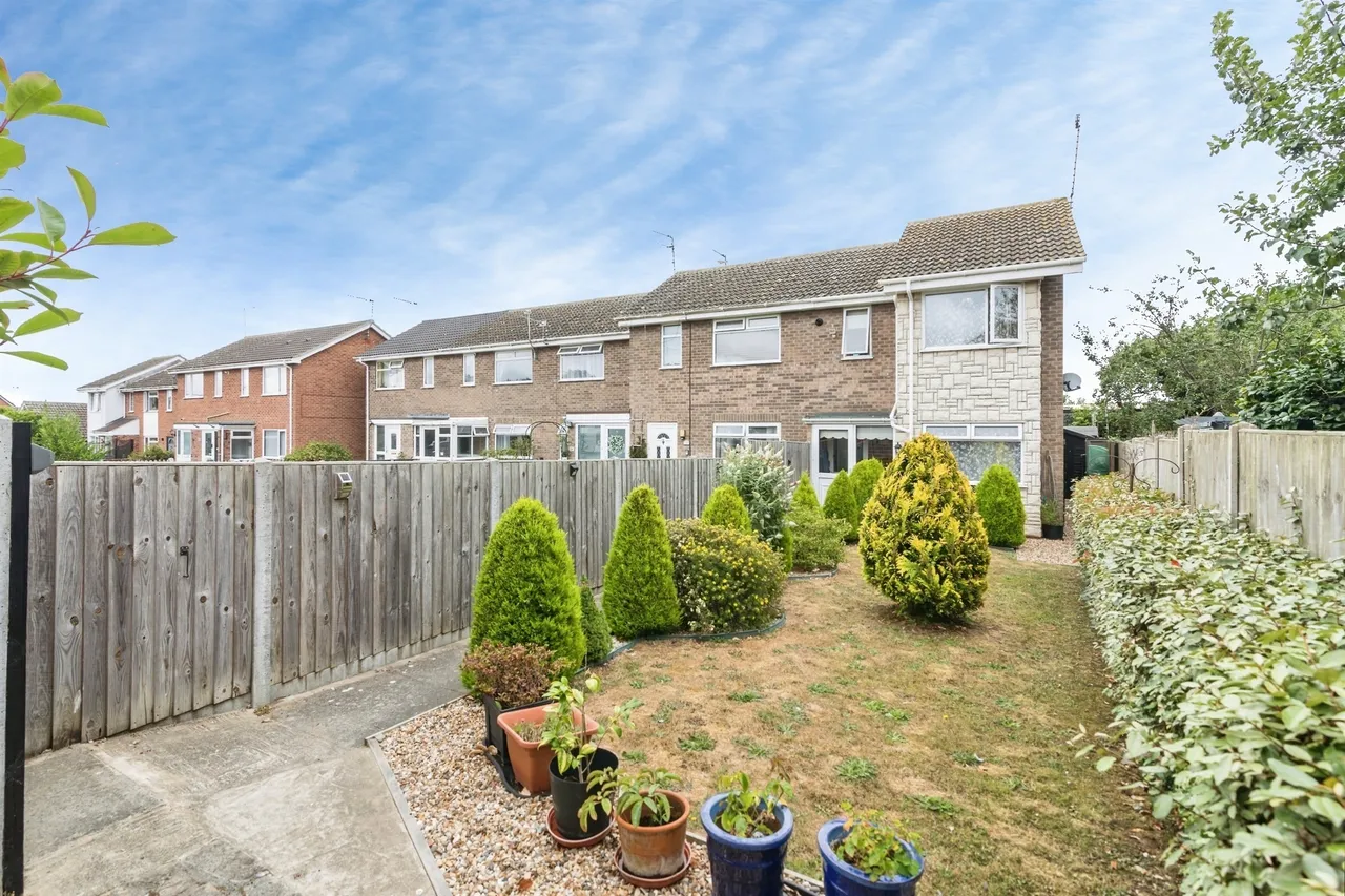 2 bed house for sale — Catchpole Close, Kessingland, Lowestoft