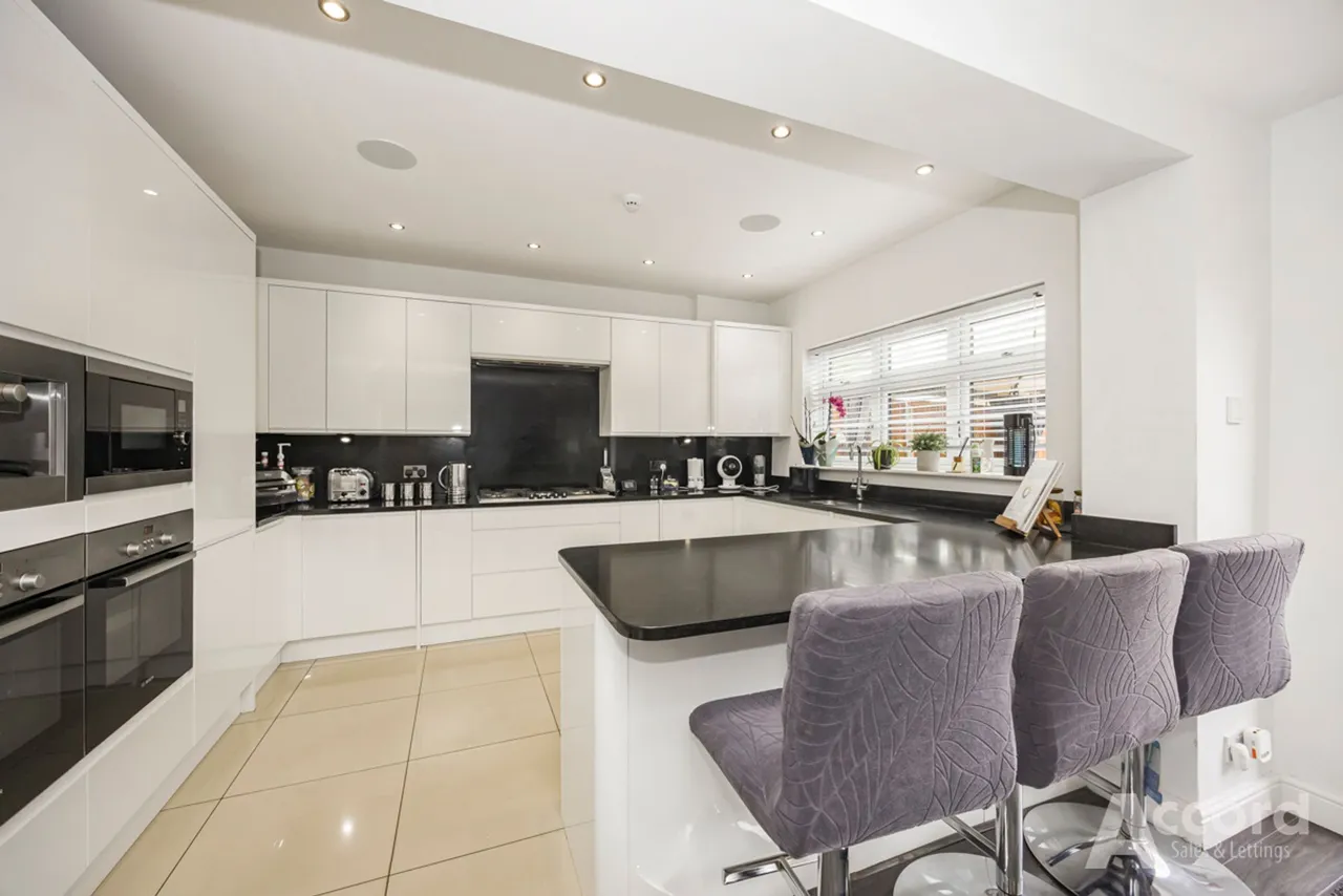 Mawney Road, Romford, RM7, photo 31