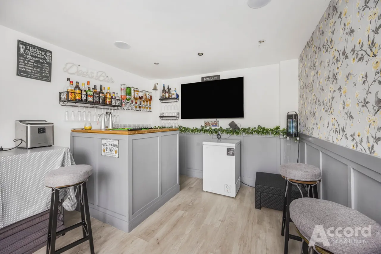 Mawney Road, Romford, RM7, photo 53
