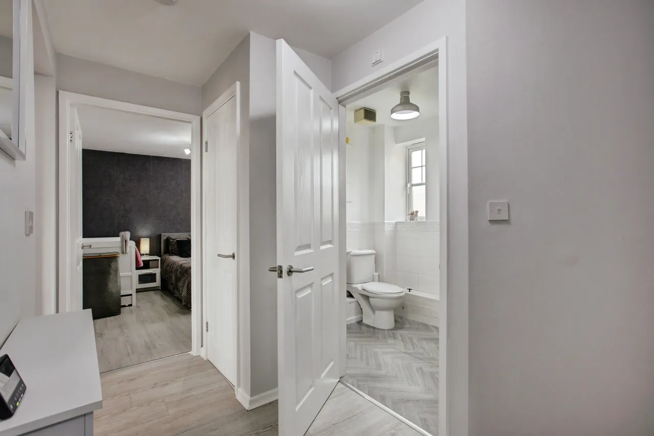 Redgrave Close, Gateshead, NE8, photo 11