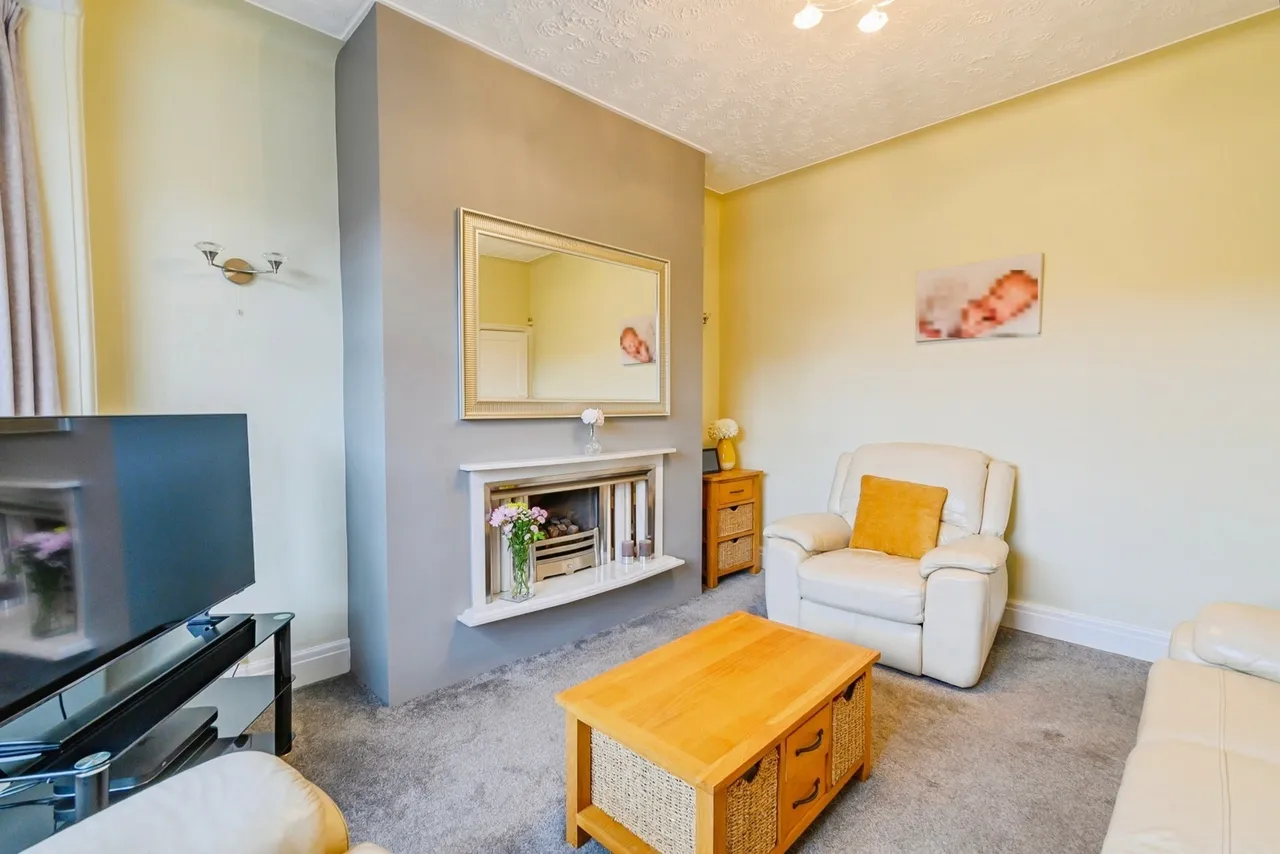 Douglas Road, Worsley, Manchester, Greater Manchester, M28, photo 3