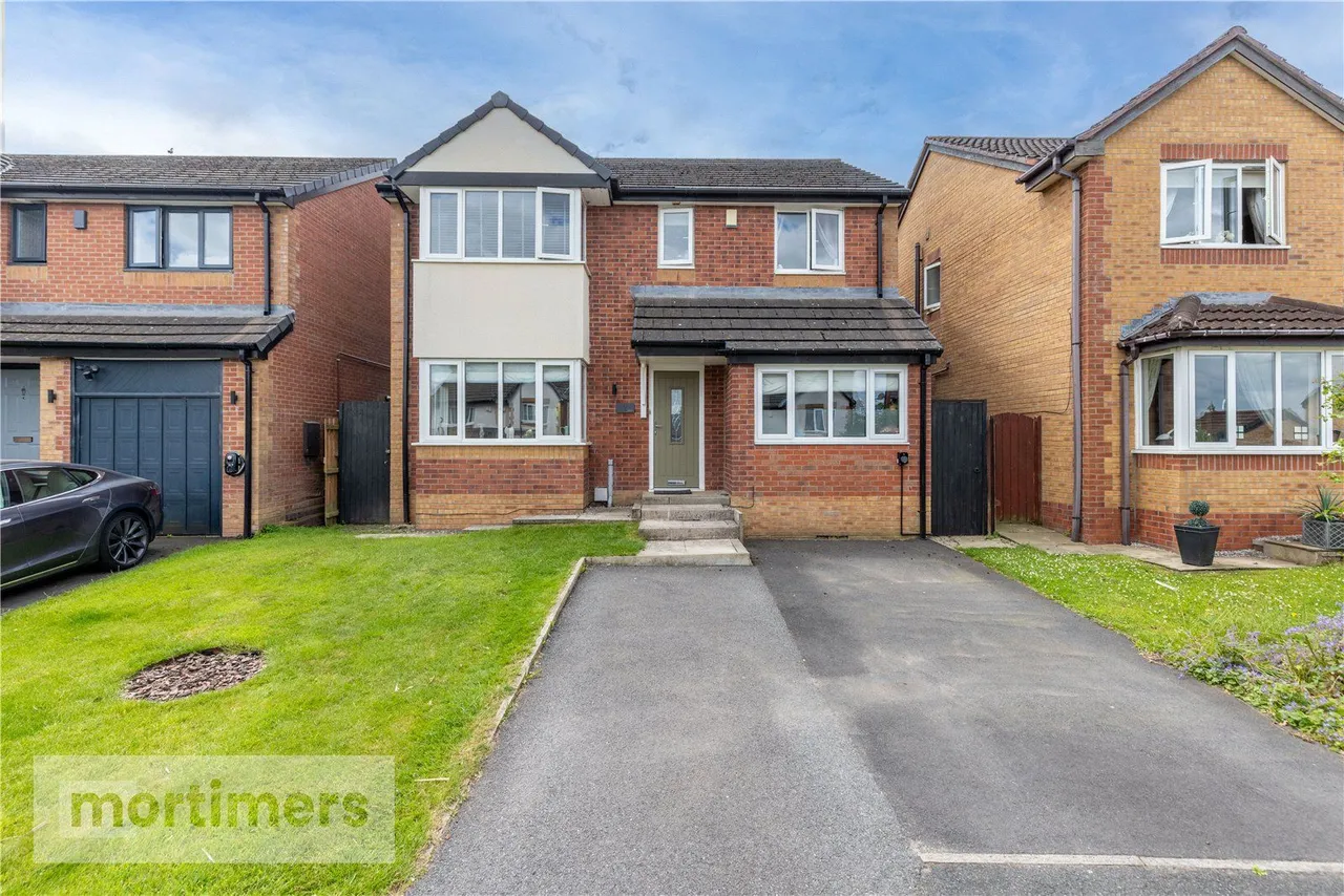4 bed house for sale, Campbell Close, Blackburn, BB2