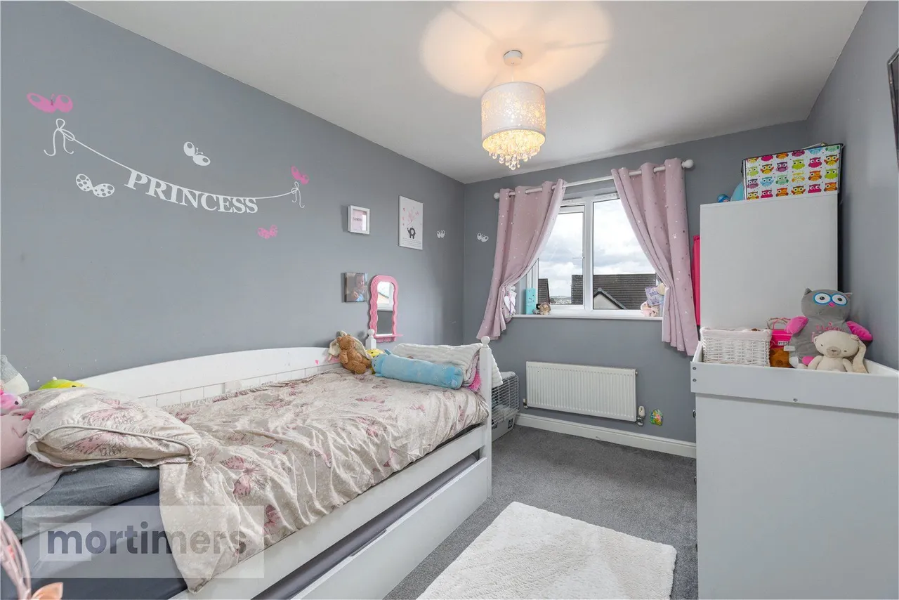 Campbell Close, Blackburn, BB2, photo 19