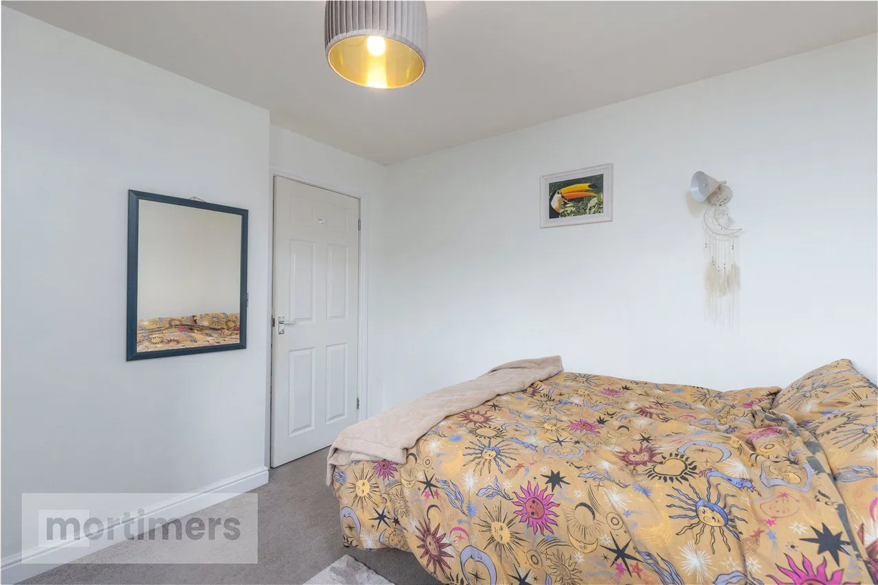 Campbell Close, Blackburn, BB2, photo 16