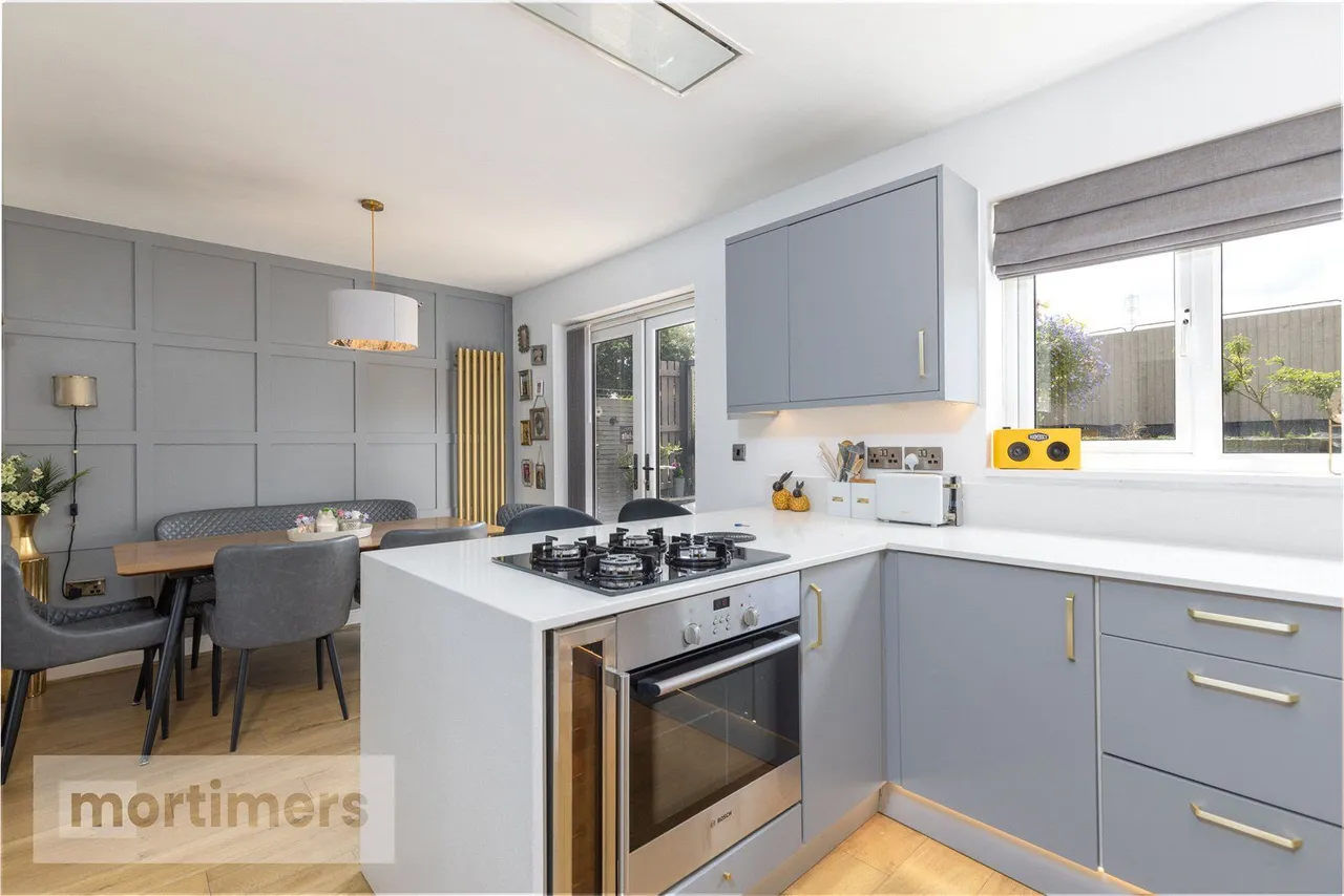 Campbell Close, Blackburn, BB2, photo 7