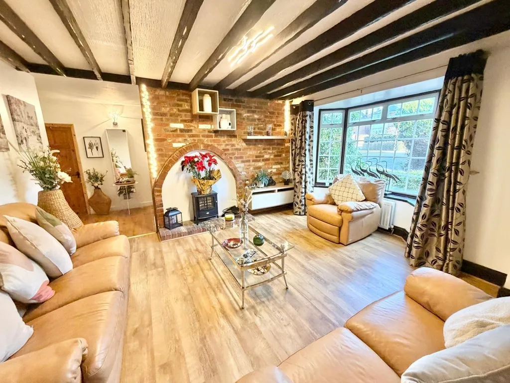 Frimley, Camberley, photo 7